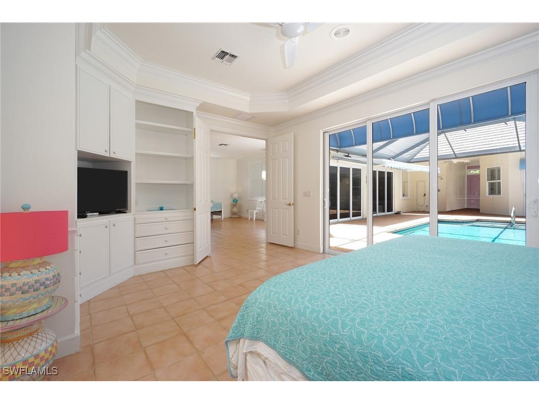 922 Turtle Court Naples FL 34108 225056846 image18