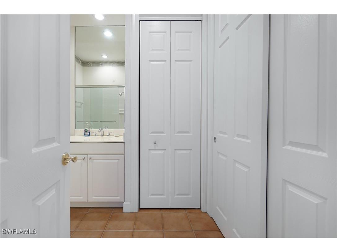 922 Turtle Court Naples FL 34108 225056846 image25