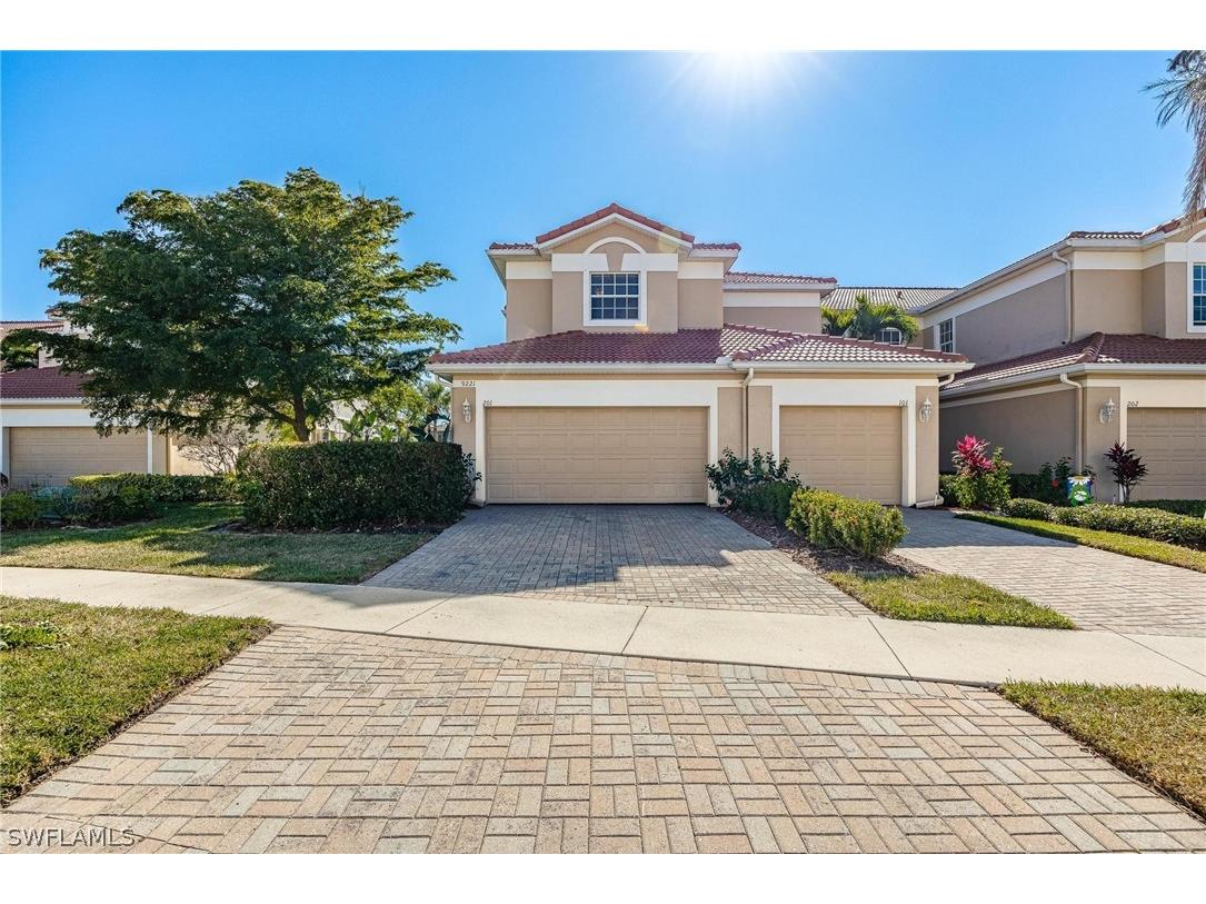 9221 Calle Arragon Avenue #201 Fort Myers FL 33908 223012375 image1