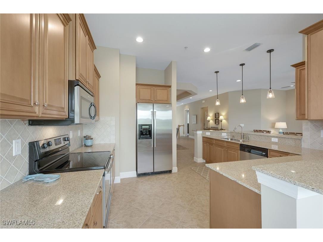 9221 Quartz Lane #9-202 Naples FL 34120 225075446 image12