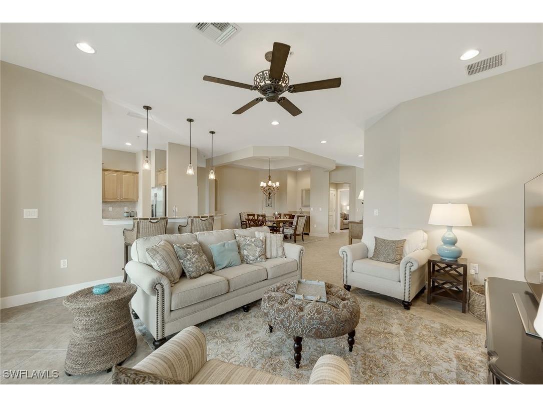 9221 Quartz Lane #9-202 Naples FL 34120 225075446 image5