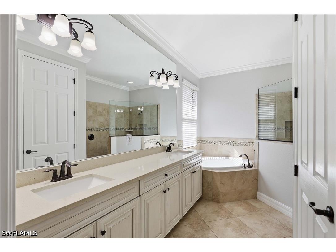 9222 Veneto Lane Naples FL 34113 226006840 image14