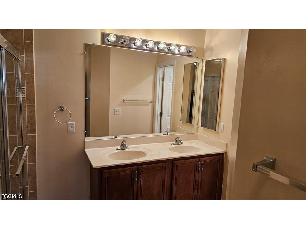 9224 Aegean Circle Lehigh Acres FL 33936 2026016433 image7