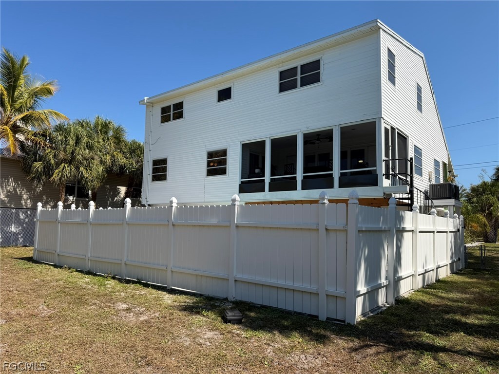 9225 Dimmick Drive Sanibel FL 33957 2025023693 image27