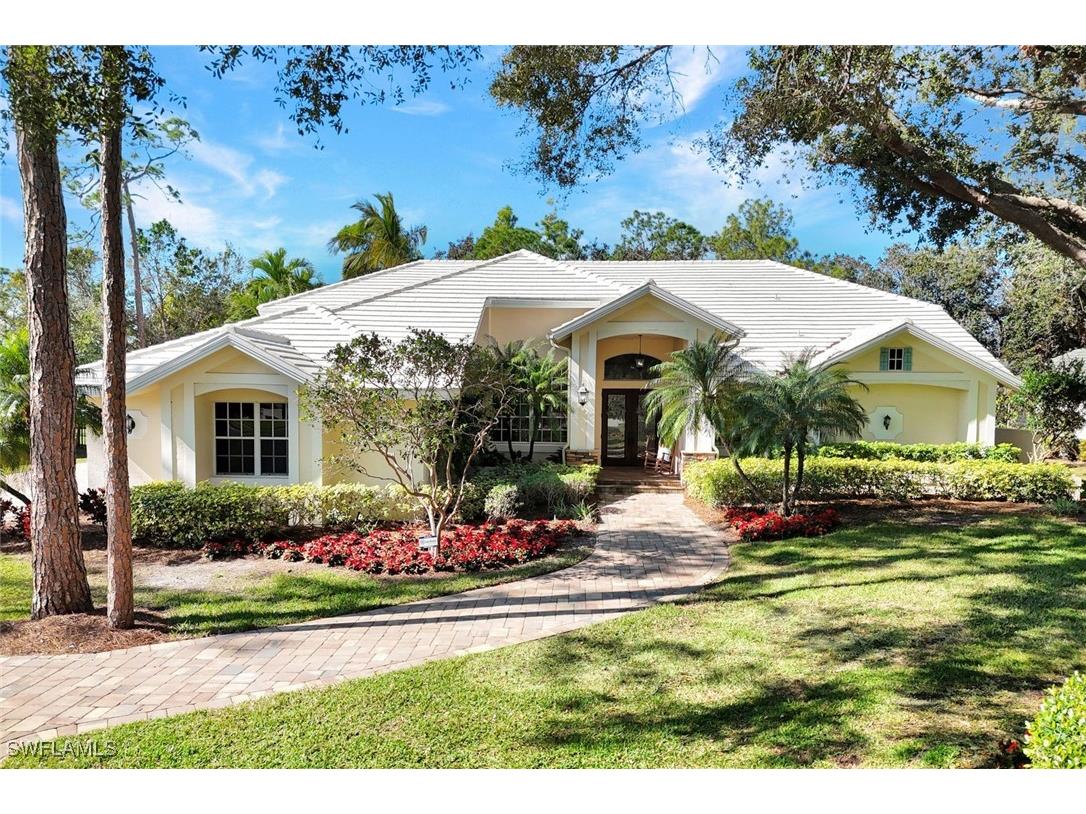 9225 The Lane Naples FL 34109 225005522 image1