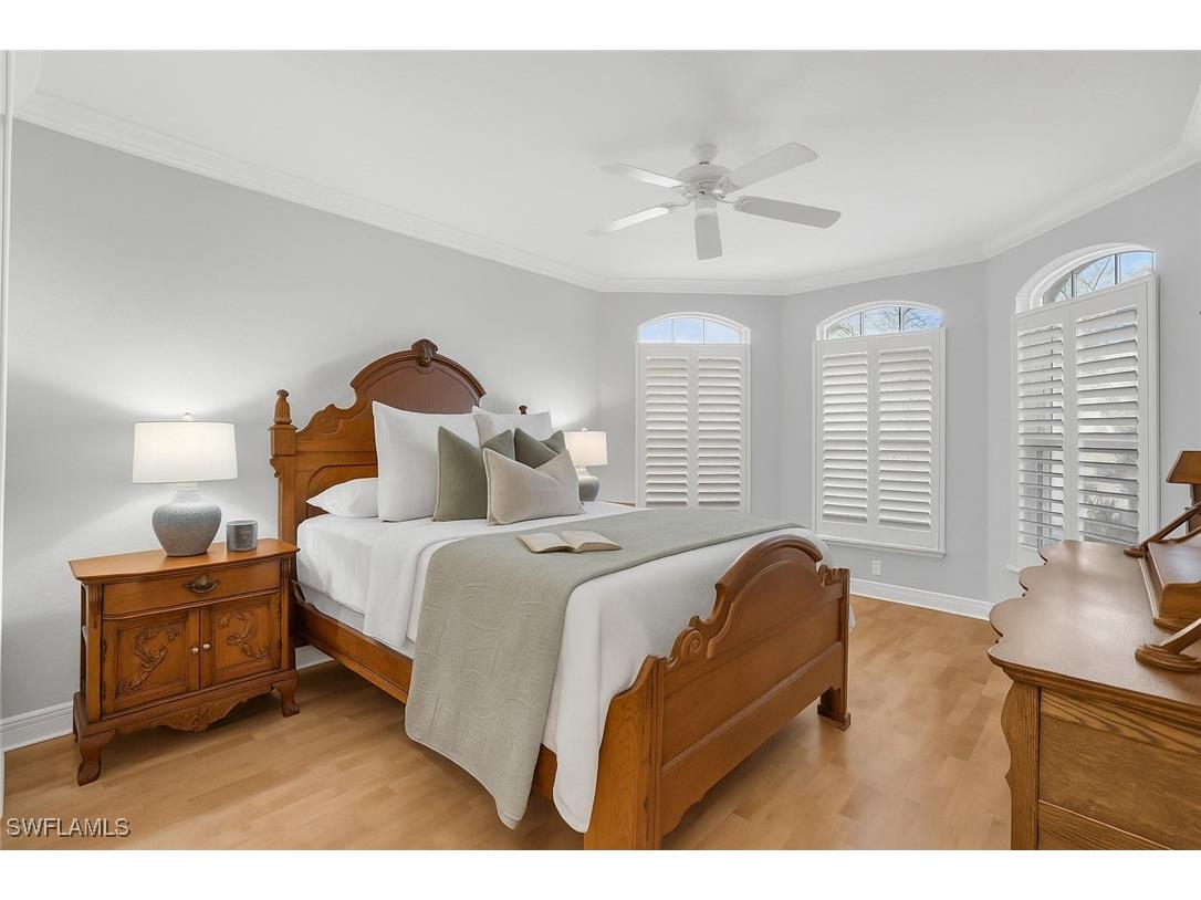 9226 Troon Lakes Drive Naples FL 34109 225073637 image10