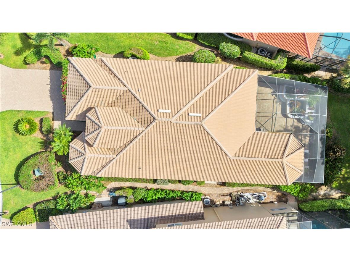 9226 Troon Lakes Drive Naples FL 34109 225073637 image17