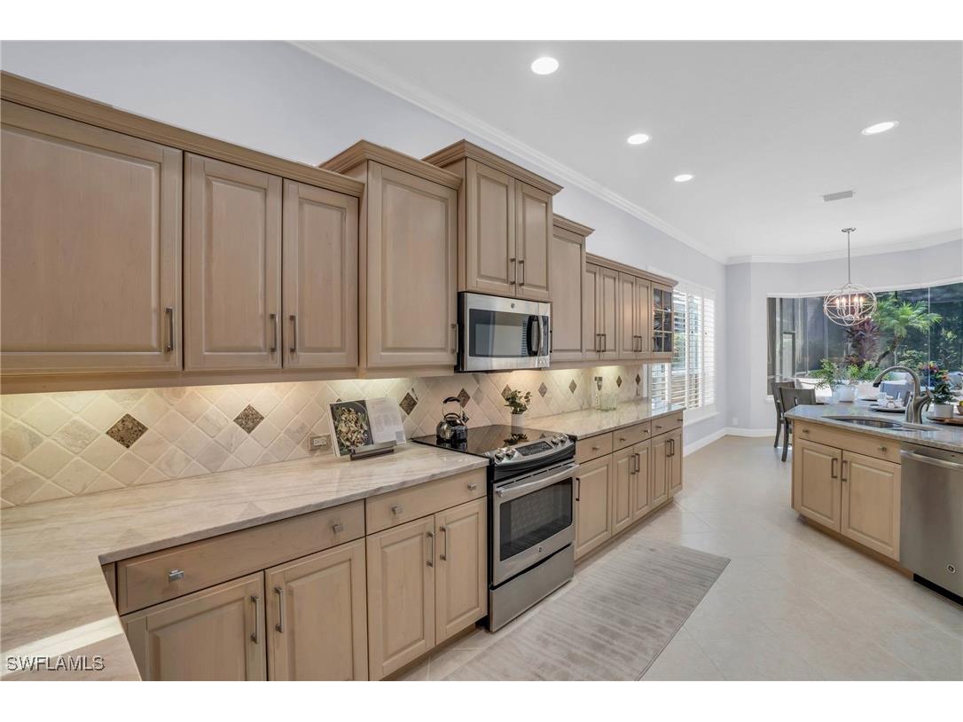 9226 Troon Lakes Drive Naples FL 34109 225073637 image5