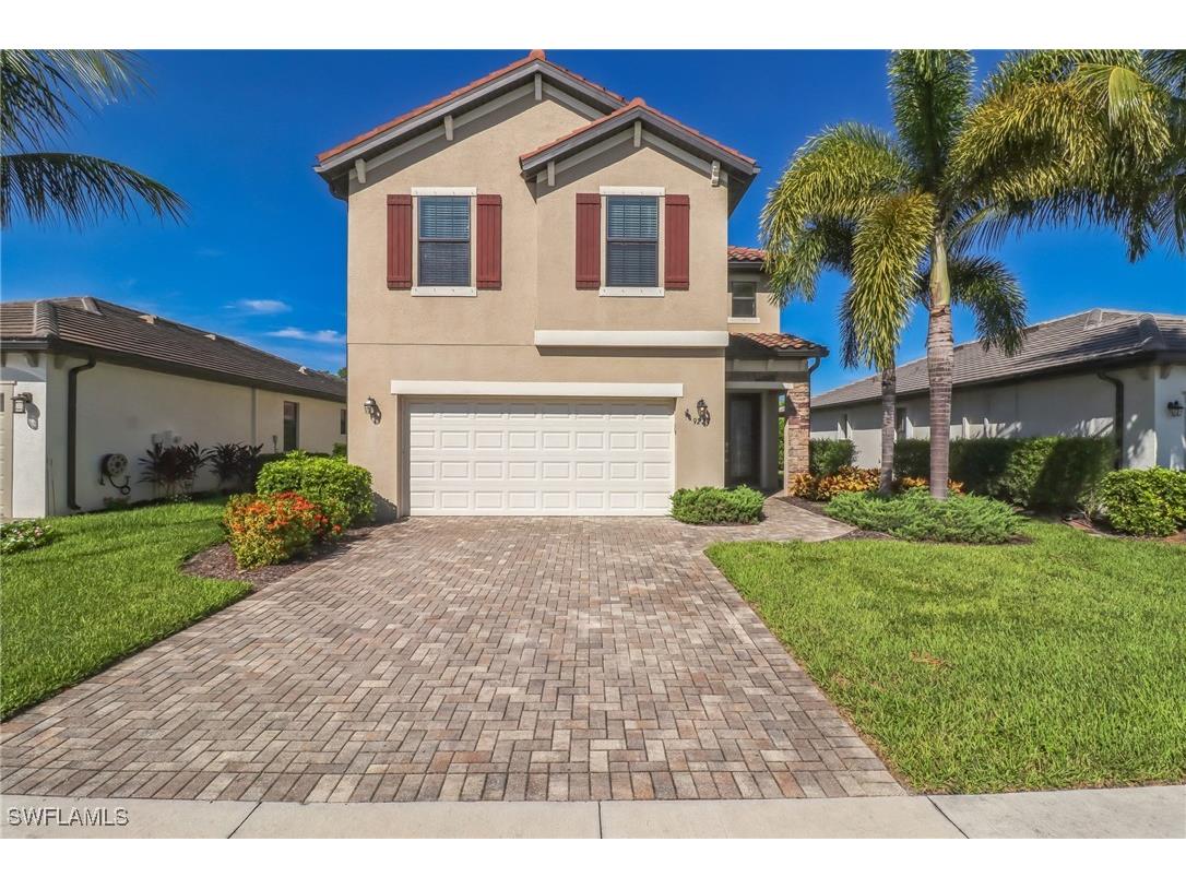 9227 Shadow Oak Lane Naples FL 34120 225066847 image1