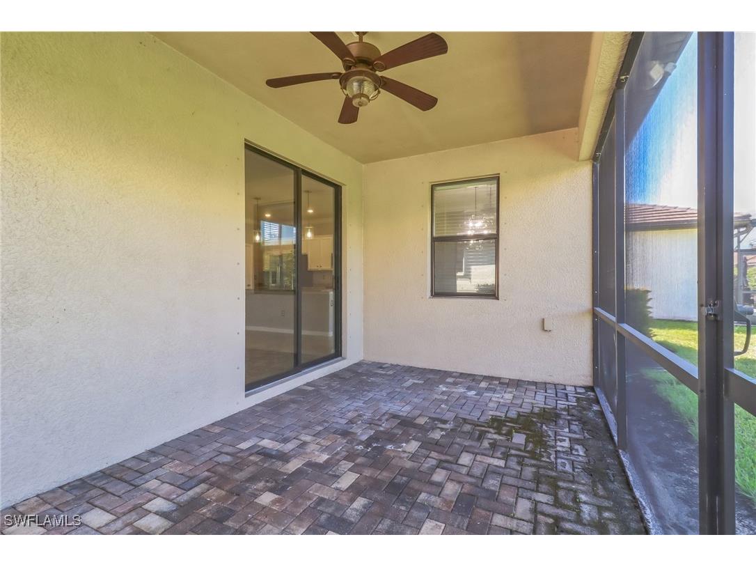 9227 Shadow Oak Lane Naples FL 34120 225066847 image11