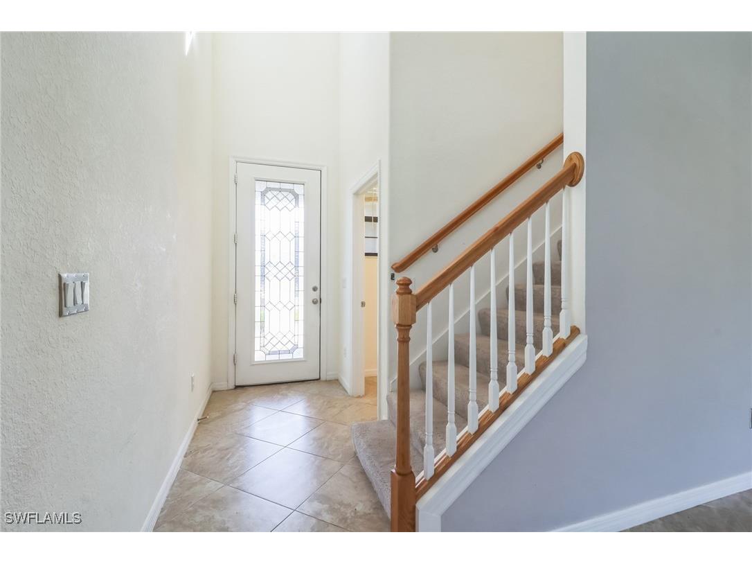 9227 Shadow Oak Lane Naples FL 34120 225066847 image2