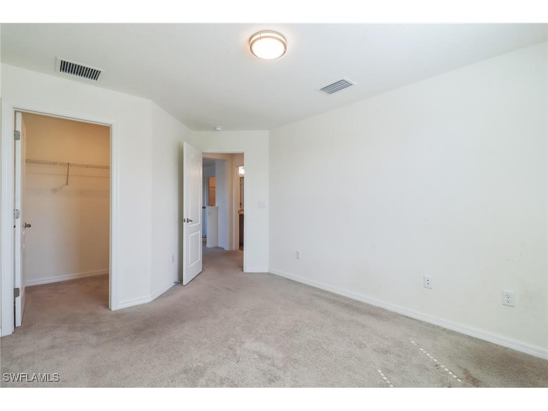 9227 Shadow Oak Lane Naples FL 34120 225066847 image20