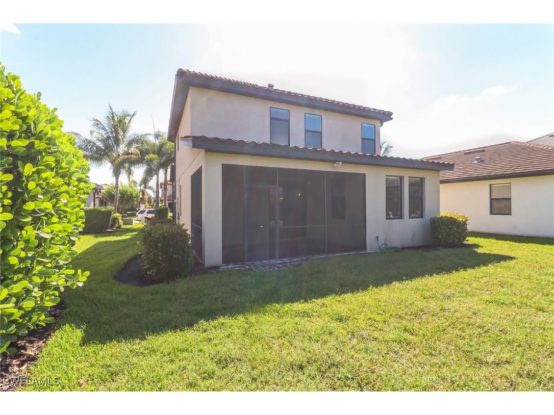 9227 Shadow Oak Lane Naples FL 34120 225066847 image31