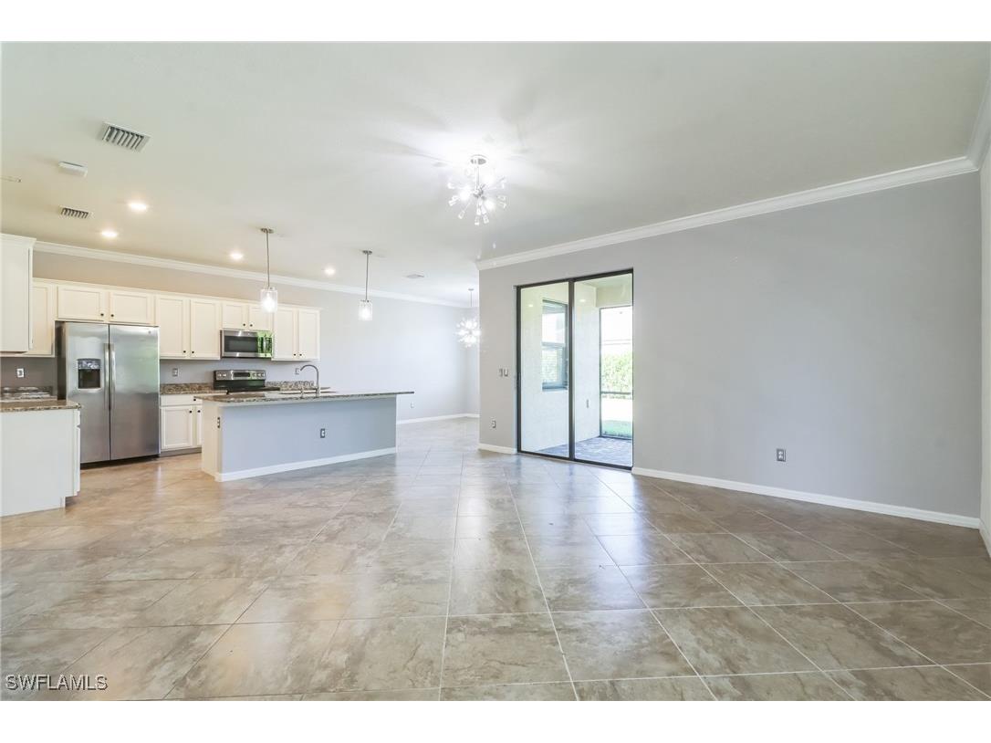 9227 Shadow Oak Lane Naples FL 34120 225066847 image4