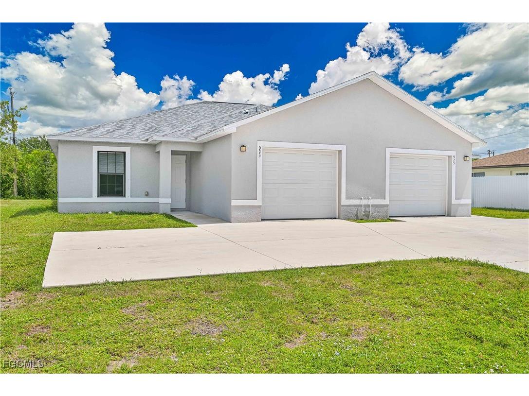 923 & 925 SE 13th Terrace Cape Coral FL 33990 2025003882 image20
