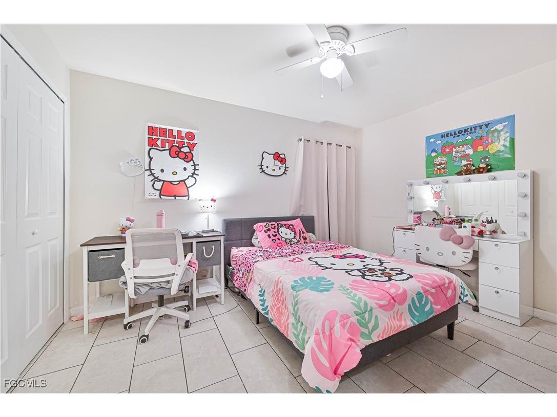 923 & 925 SE 13th Terrace Cape Coral FL 33990 2025003882 image31
