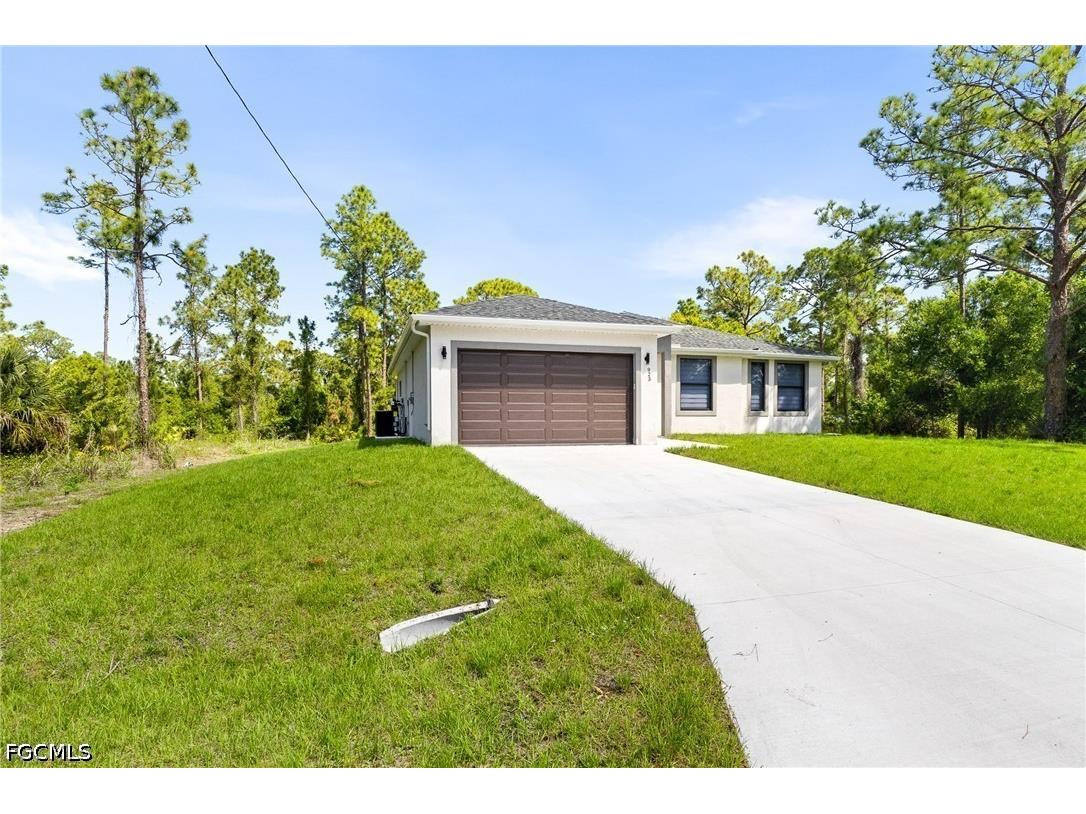 923 Alcalde Street E Lehigh Acres FL 33974 2026014779 image2