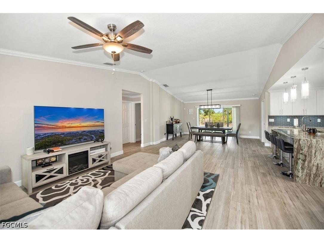 923 Alvin Avenue Lehigh Acres FL 33971 2026015108 image3