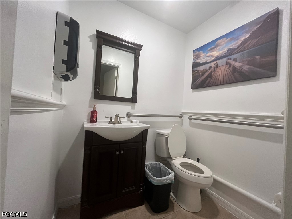 923 Del Prado Boulevard S #203 Cape Coral FL 33990 2026029093 image10