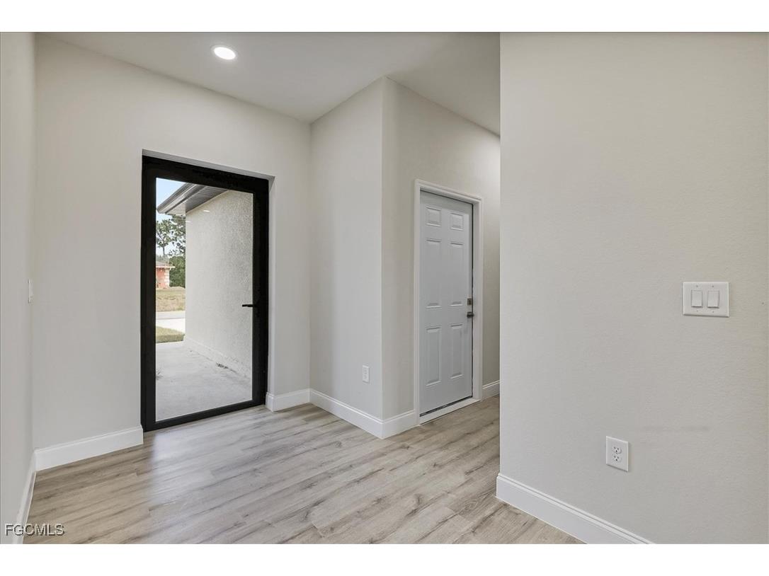 923 NE 16th Terrace Cape Coral FL 33909 225062302 image13