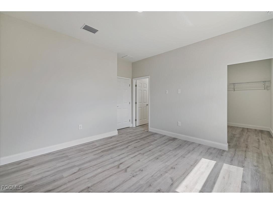 923 NE 16th Terrace Cape Coral FL 33909 225062302 image7