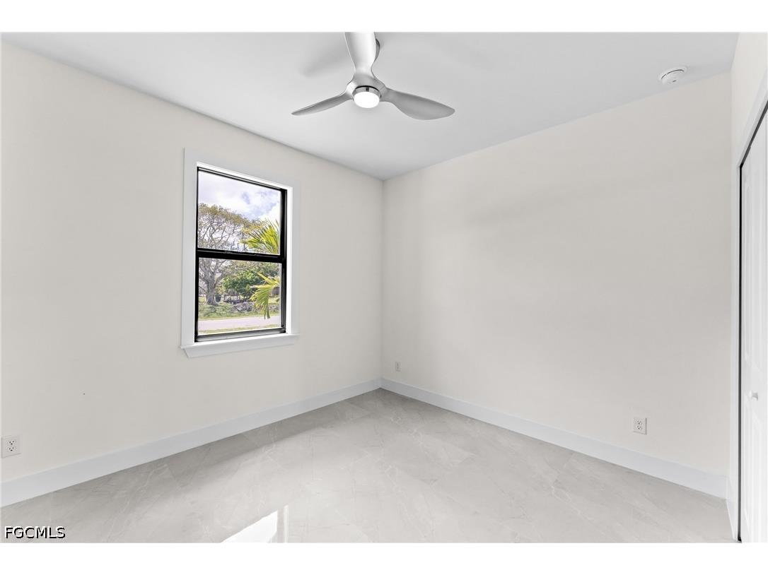 923 NE 17th Terrace Cape Coral FL 33909 2026010974 image16