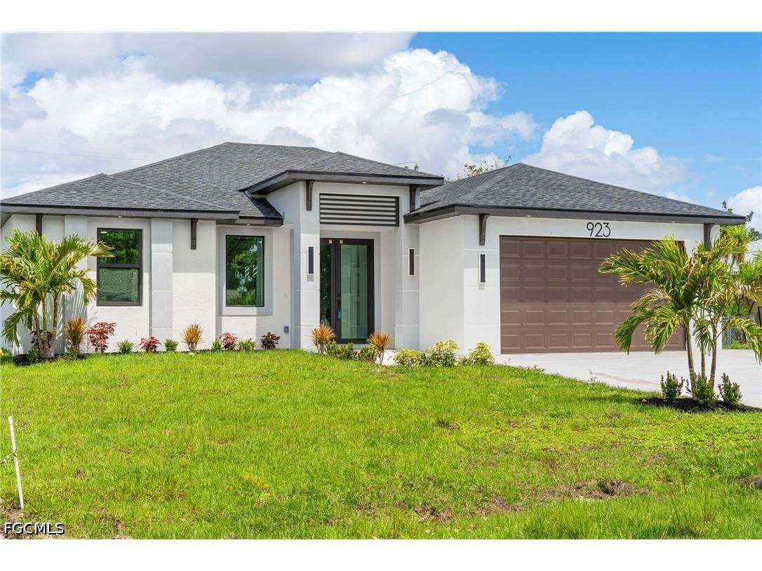 923 NE 17th Terrace Cape Coral FL 33909 2026010974 image2