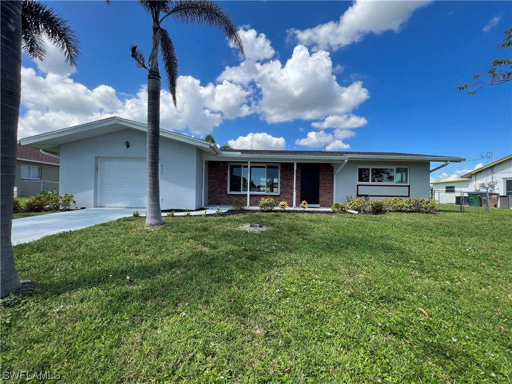 923 SE 32nd Street Cape Coral FL 33904 223065256 image1