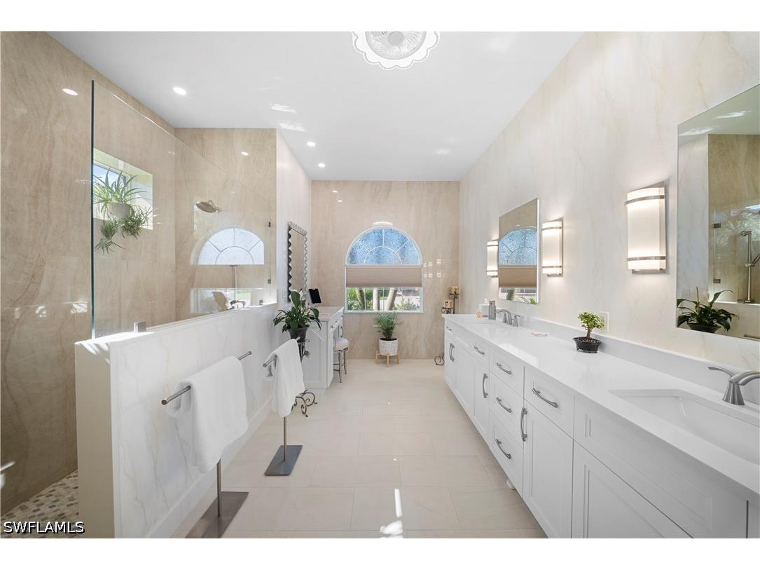 9230 Gypsum Way Naples FL 34120 226018484 image17