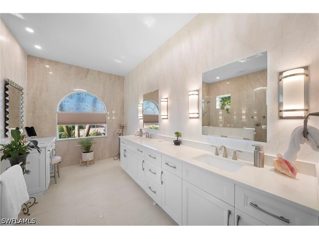 9230 Gypsum Way Naples FL 34120 226018484 image19