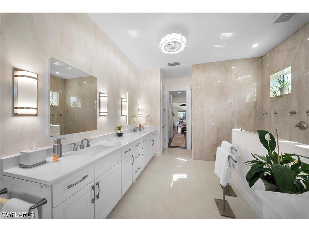 9230 Gypsum Way Naples FL 34120 226018484 image20