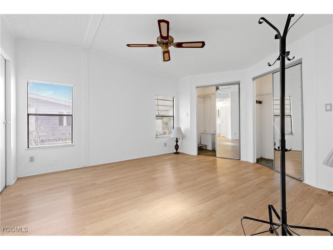 9231 Caloosa Drive North Fort Myers FL 33903 2025003379 image16