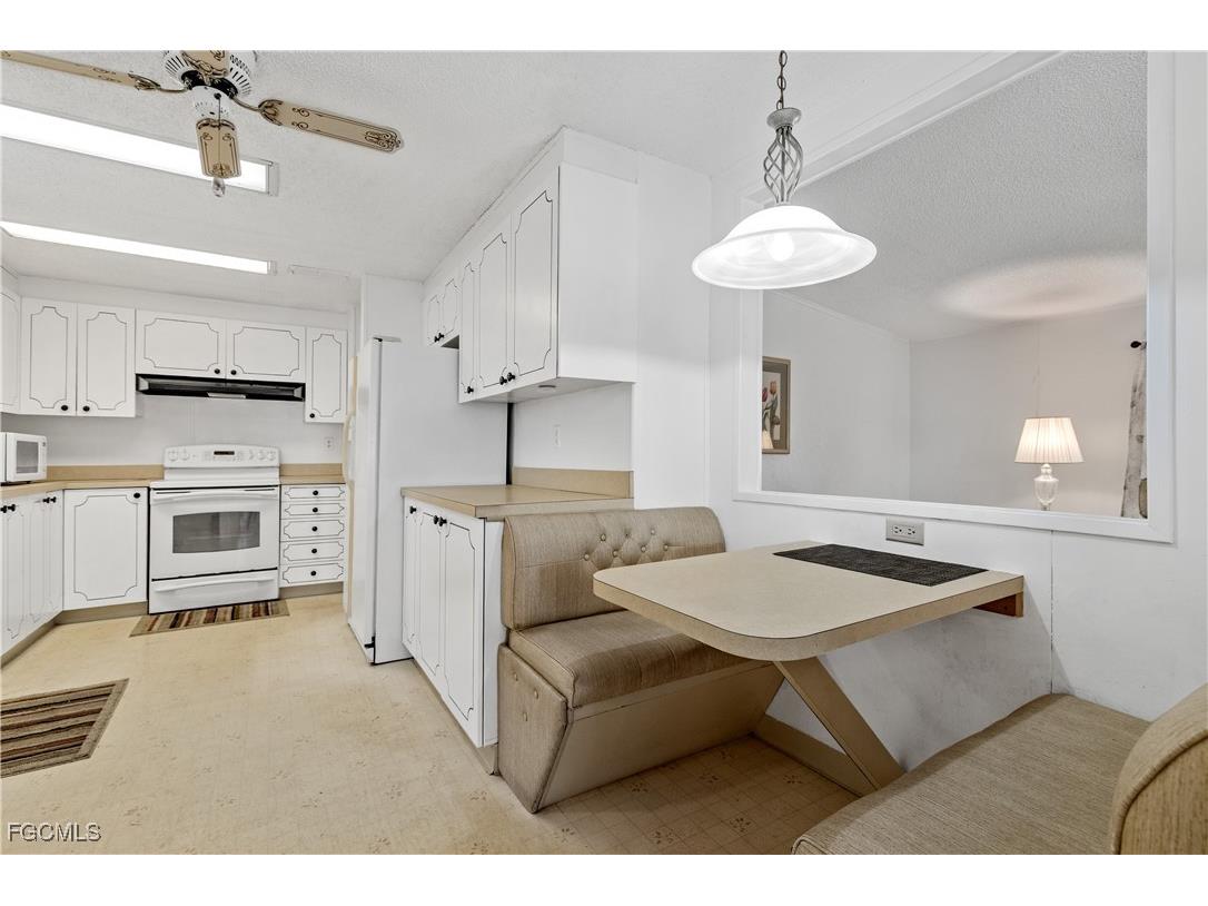 9231 Caloosa Drive North Fort Myers FL 33903 2025003379 image24