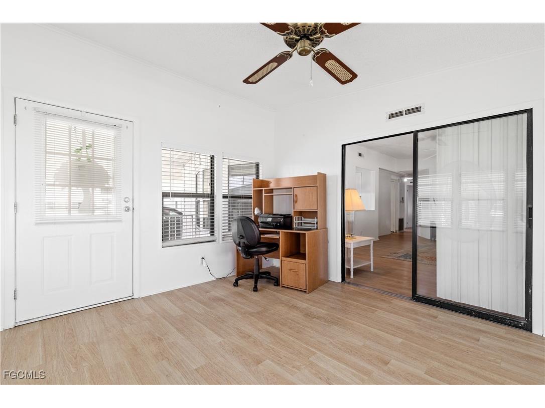 9231 Caloosa Drive North Fort Myers FL 33903 2025003379 image8