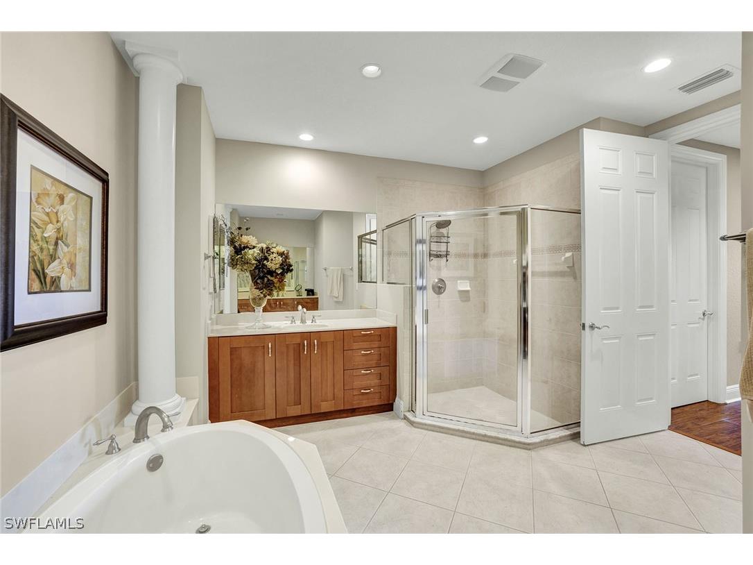 9234 Tesoro Lane #101 Naples FL 34114 226009339 image17