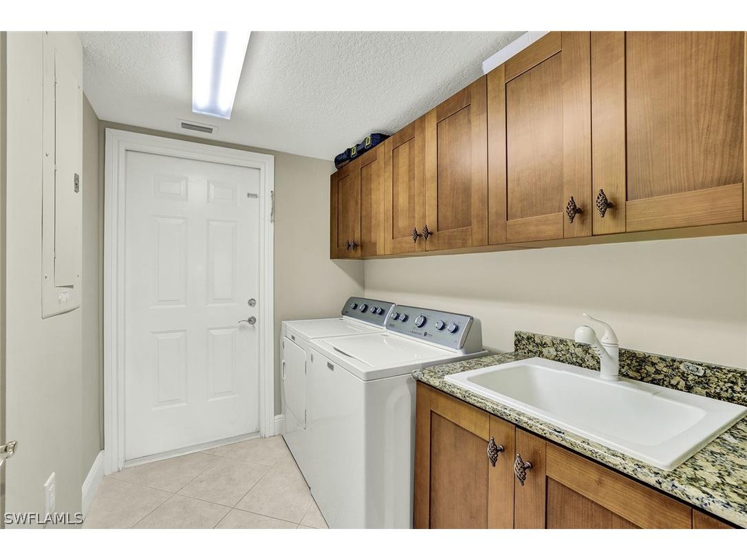9234 Tesoro Lane #101 Naples FL 34114 226009339 image23