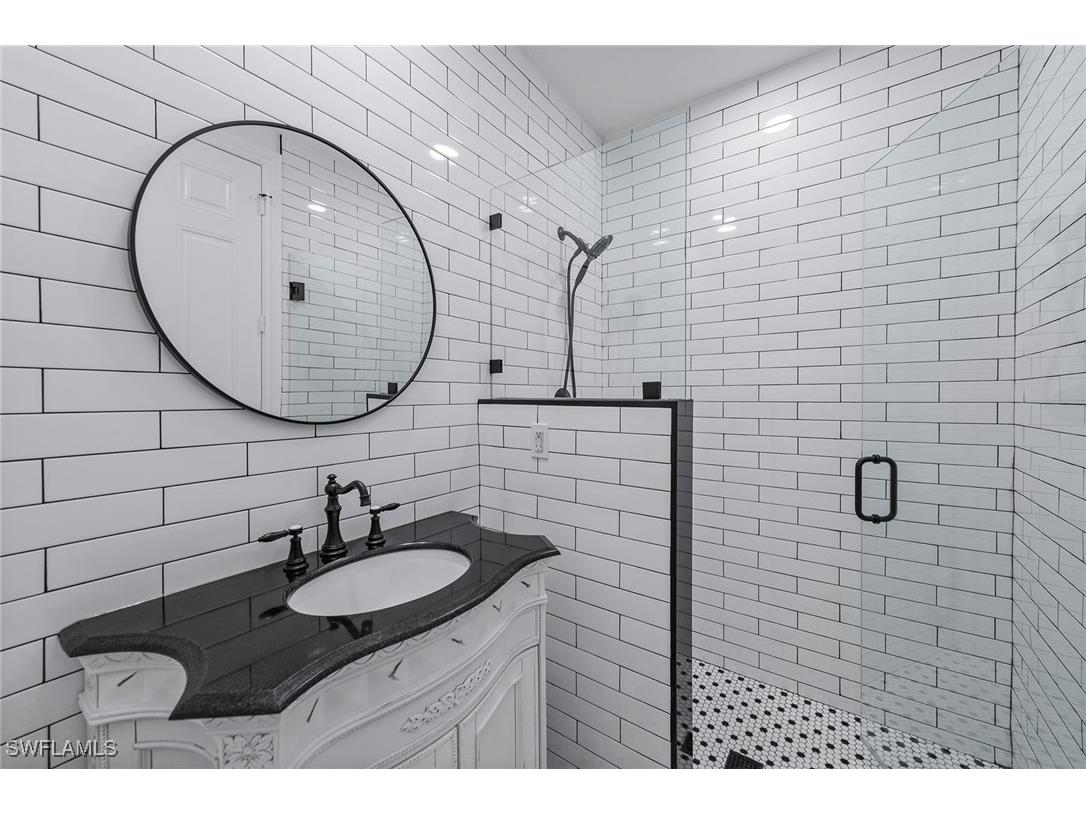 9234 Tesoro Lane #104 Naples FL 34114 225082285 image23