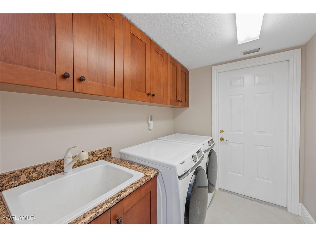 9234 Tesoro Lane #104 Naples FL 34114 225082285 image24