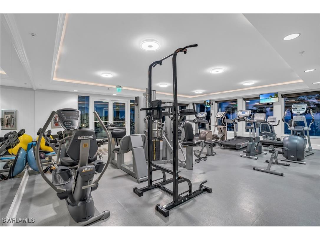 9235 Gulf Shore Drive #PH-01 Naples FL 34108 225076166 image25