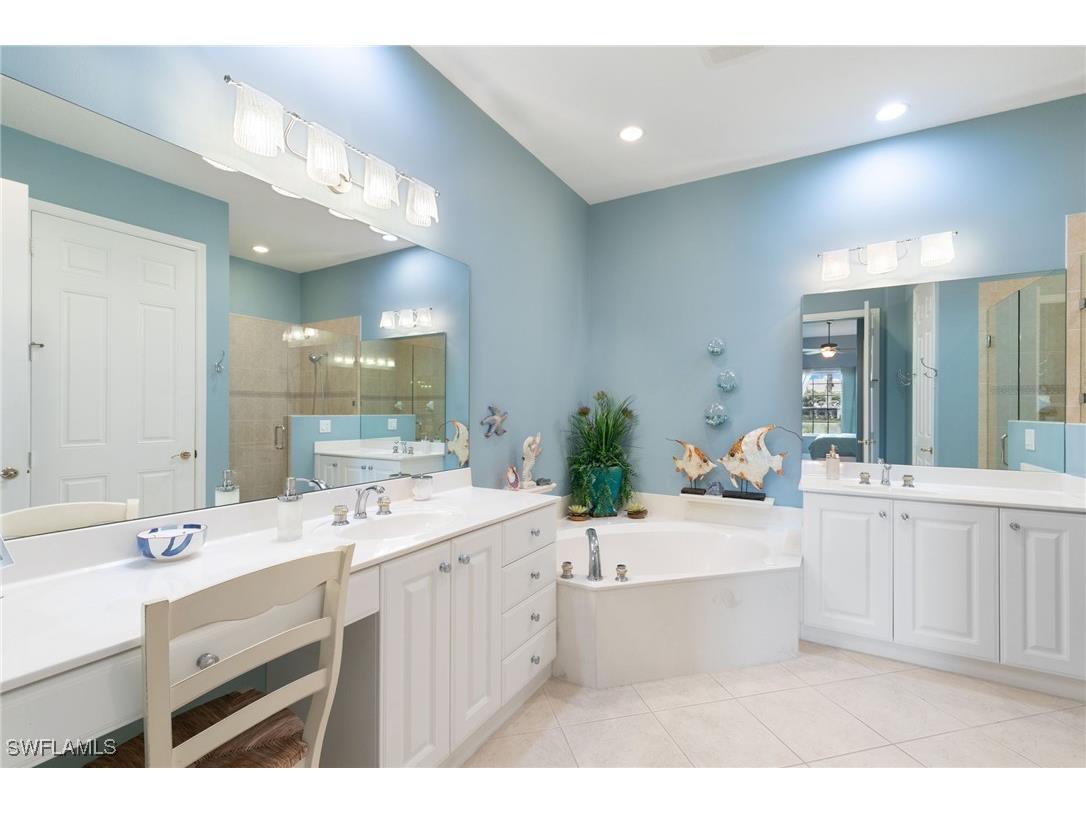 9235 Tesoro Lane #4-102 Naples FL 34114 225067103 image21