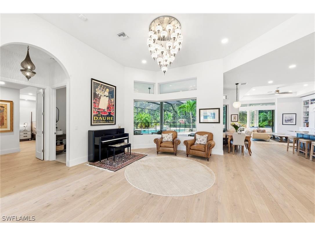 9235 The Lane Naples FL 34109 226011550 image14