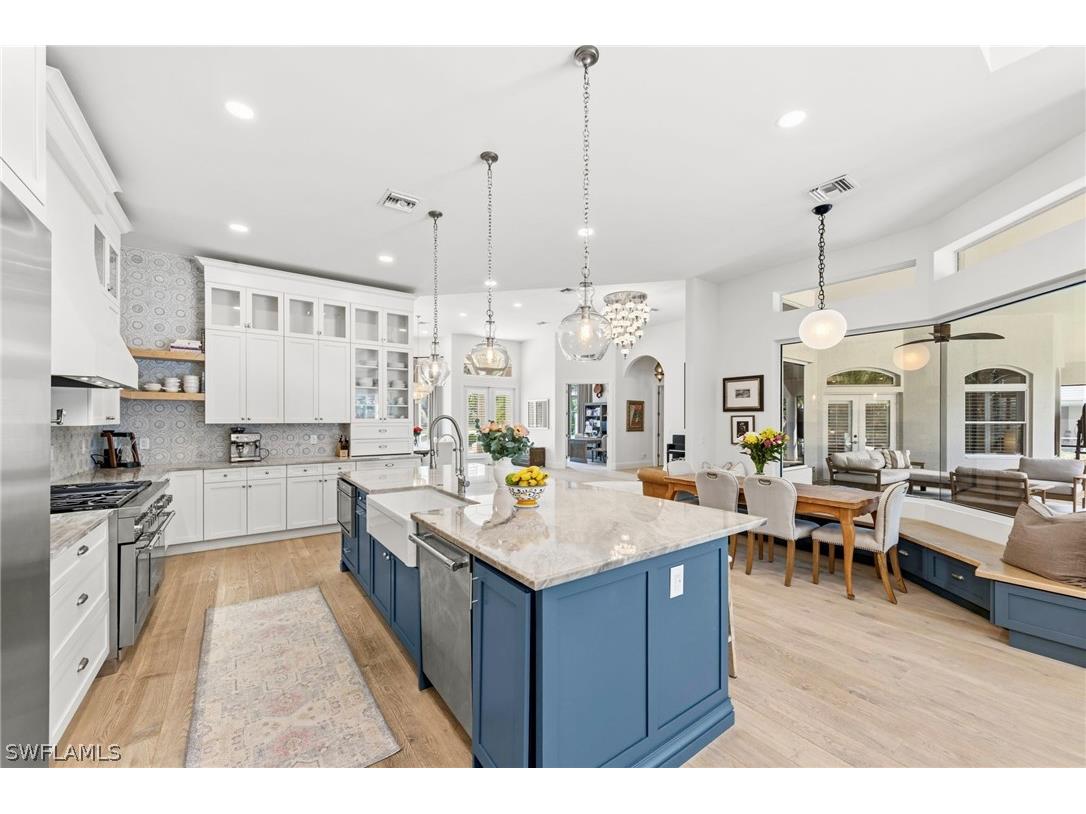 9235 The Lane Naples FL 34109 226011550 image6