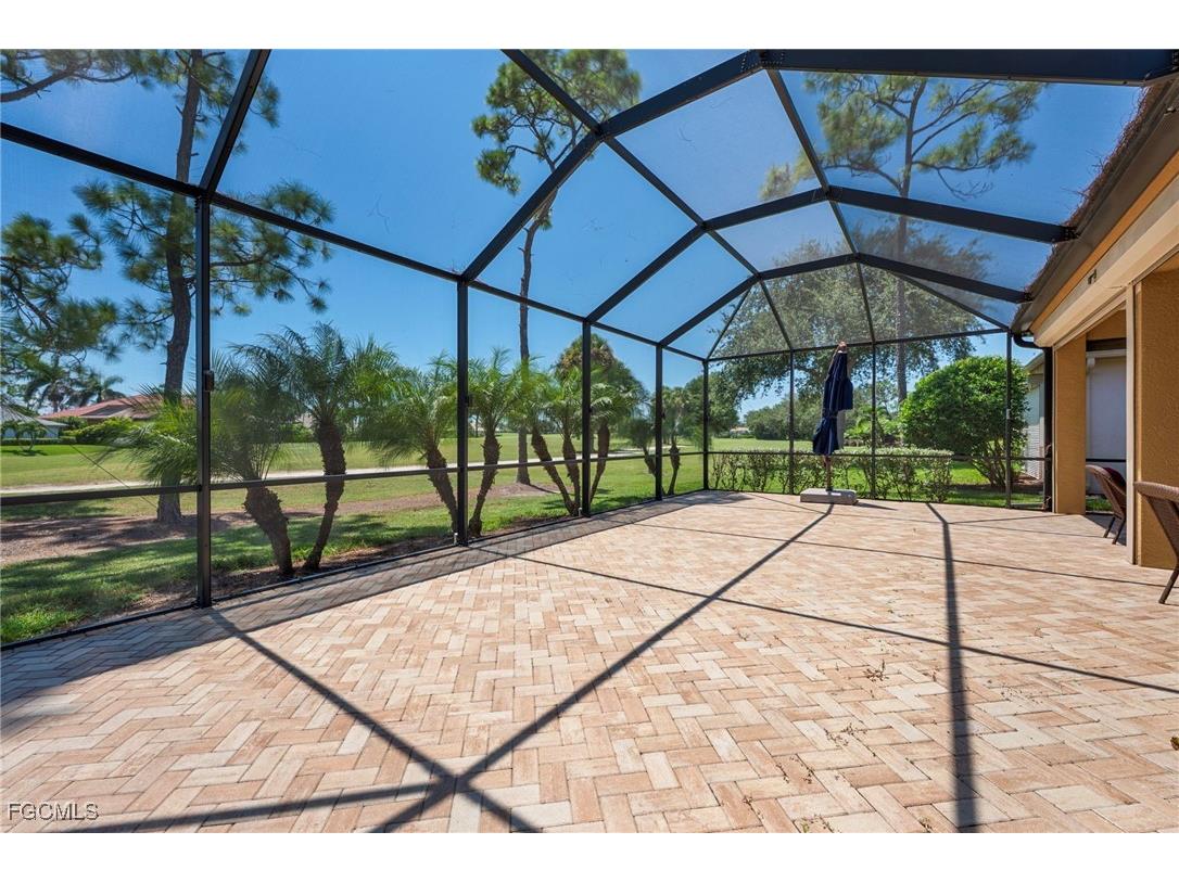 9239 Spanish Moss Way Bonita Springs FL 34135 2025006334 image14