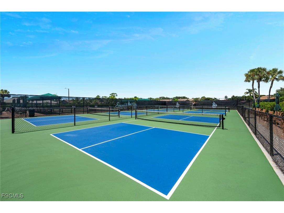 9239 Spanish Moss Way Bonita Springs FL 34135 2025006334 image17