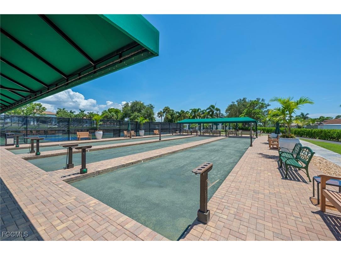 9239 Spanish Moss Way Bonita Springs FL 34135 2025006334 image18