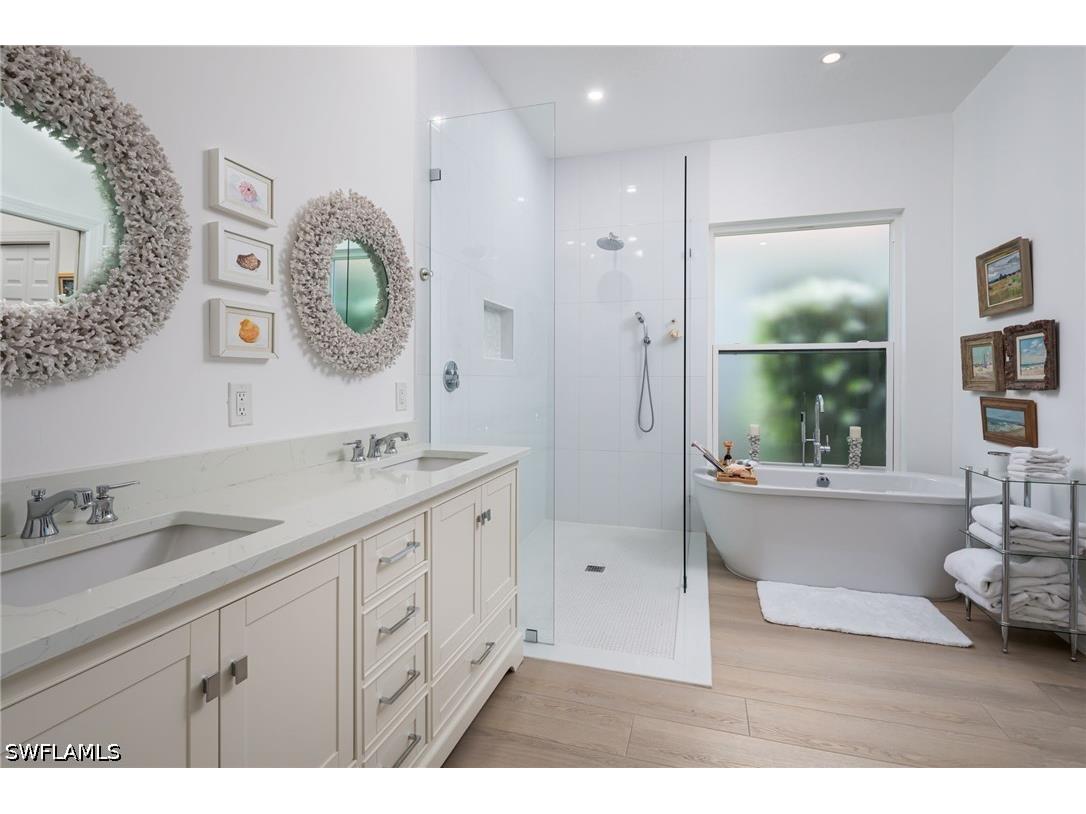 9239 Troon Lakes Drive Naples FL 34109 226018795 image15