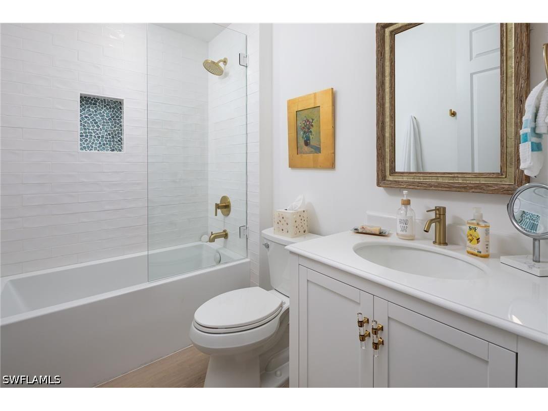 9239 Troon Lakes Drive Naples FL 34109 226018795 image22