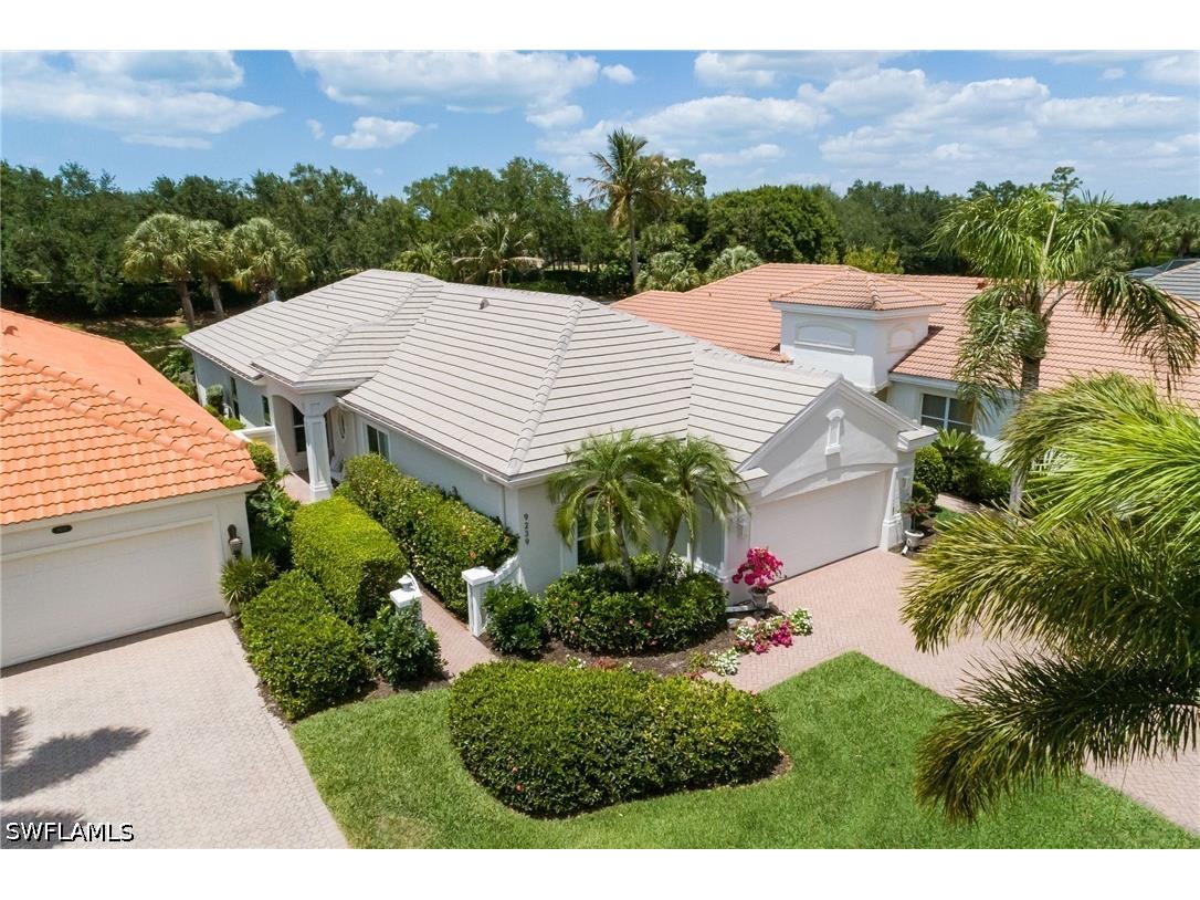 9239 Troon Lakes Drive Naples FL 34109 226018795 image30
