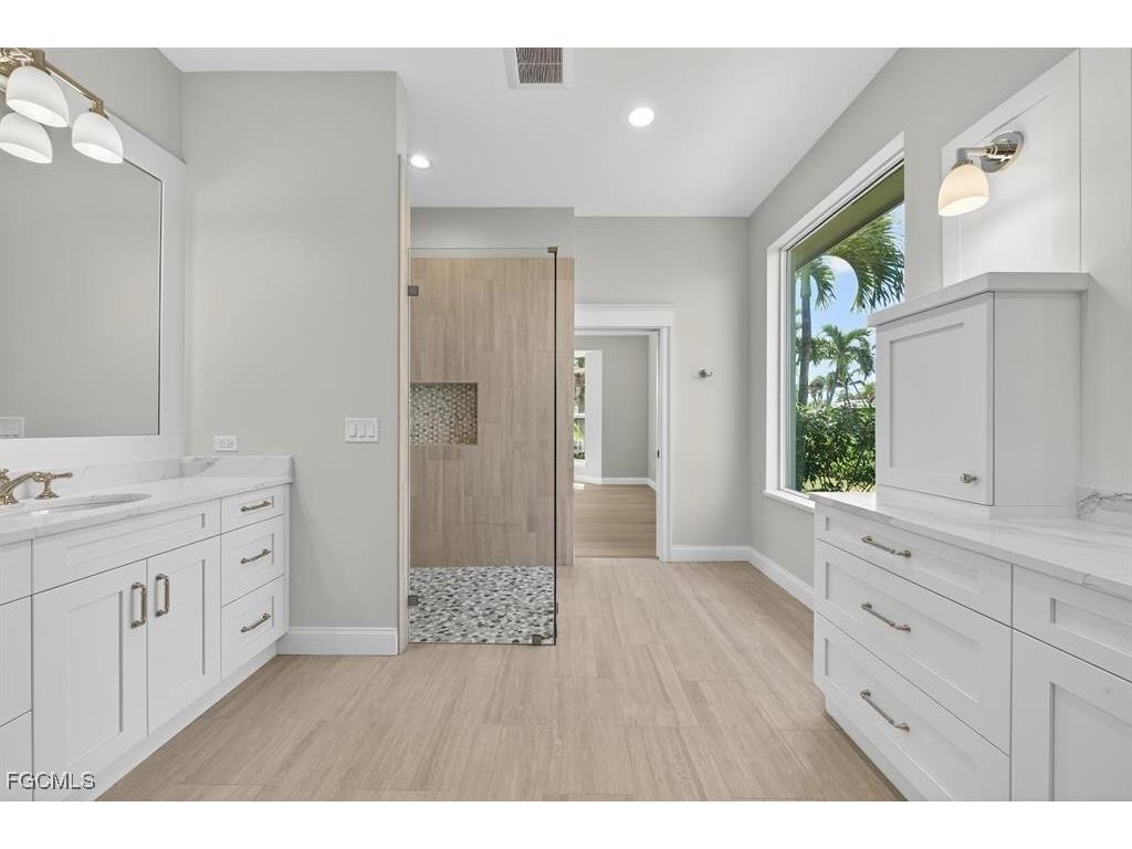 924 Kings Crown Drive Sanibel FL 33957 2025012697 image25