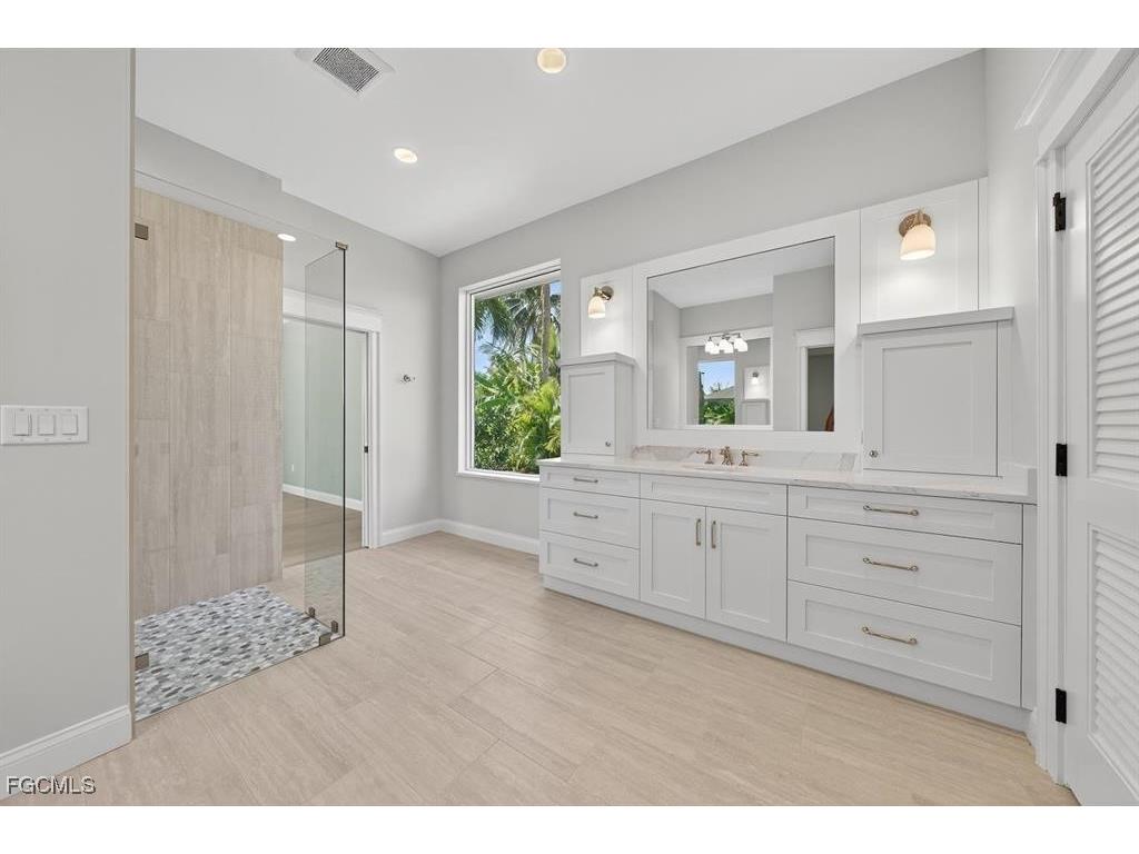 924 Kings Crown Drive Sanibel FL 33957 2025012697 image26